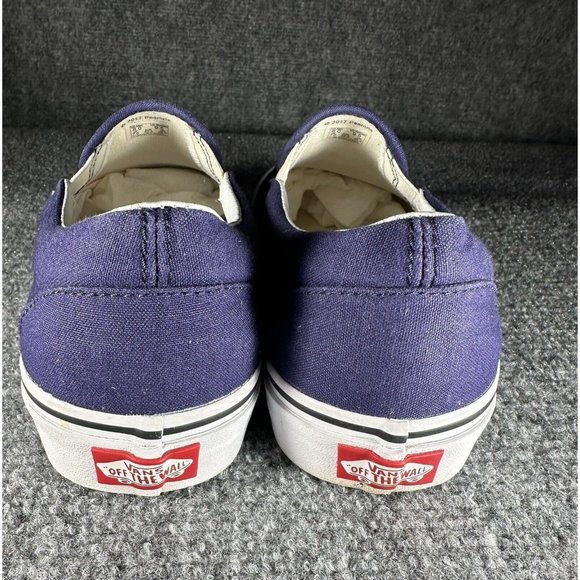 Vans Slip On Peanuts Christmas Tree Charlie Brown Snoopy Men's 8.0 Women's 9.5 - Picture 3 of 12